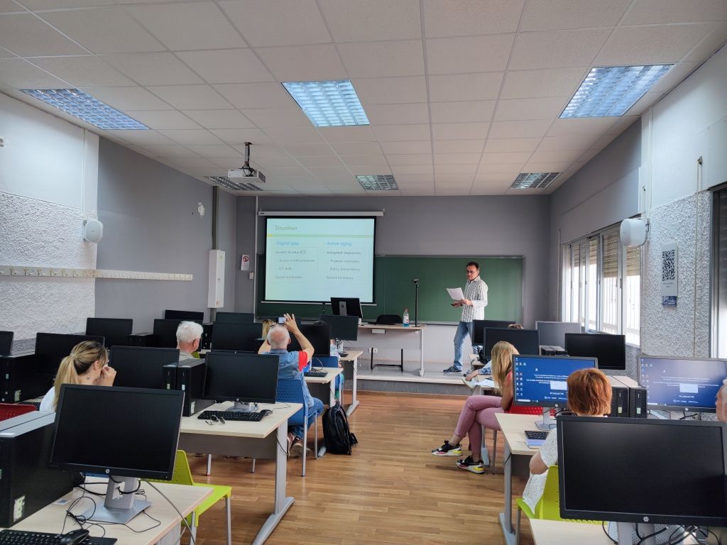 A moment from CRxSiSS — Comparing Resources for Subjects in Severe Situations